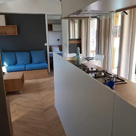 캠프장 Mobilhome La Carabasse